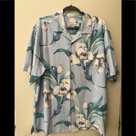 Tommy Bahama Print Shirt - Picture 1 of 8